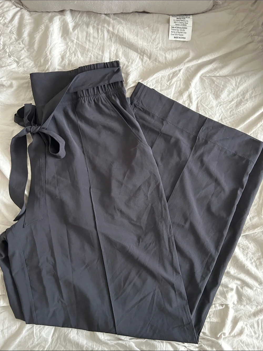 lululemon athletica size 12